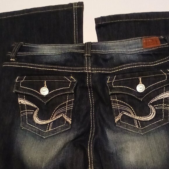 EUC Lei Sophia Hipster Flare Jeans Size 11 Juniors - Picture 3 of 7